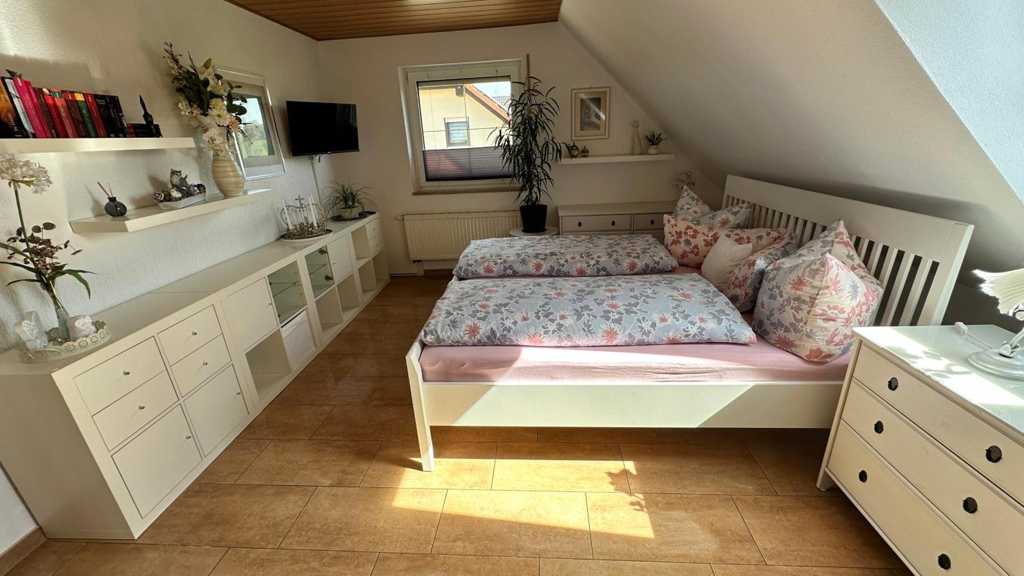 Gaestezimmer Zum Waldsachsener Grund Meerane Luaran gambar